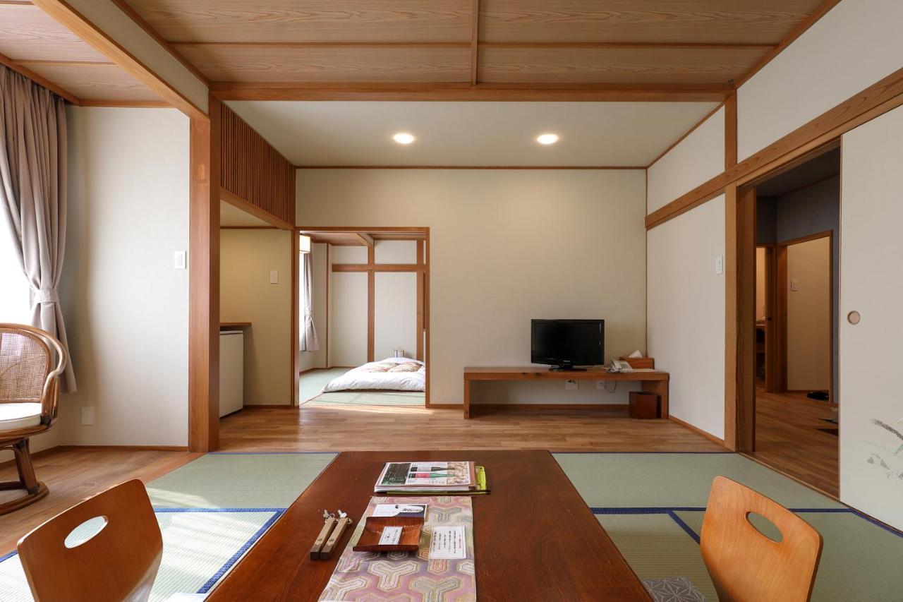 Tsukasaya Ryokan Tsuruoka Luaran gambar